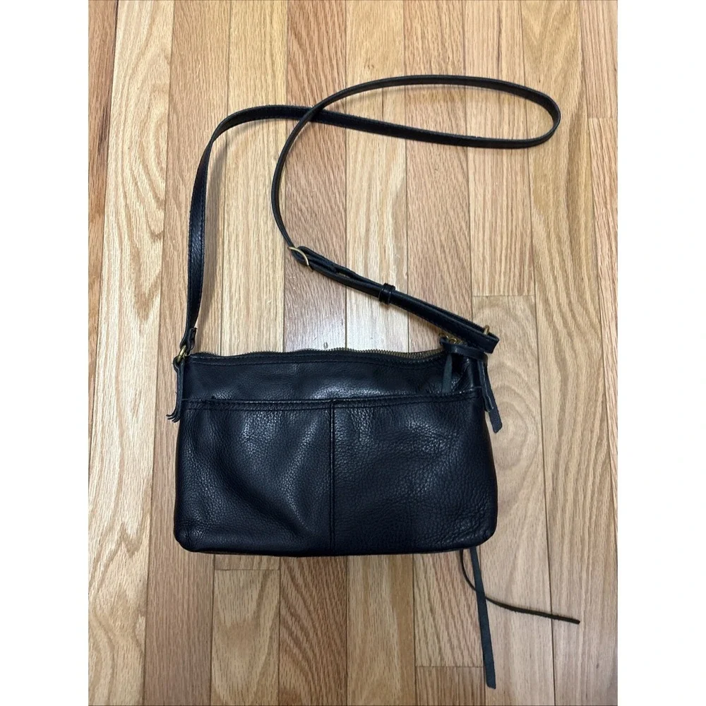 Margot Molly Black Leather Crossbody Minimalist Bag Missing Leather Zipper Pull